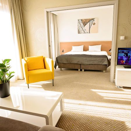 Invite Aparthotel Wrocław Szoba fotó