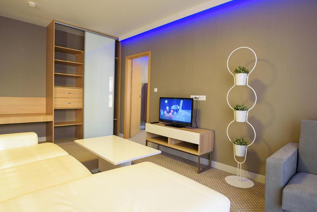Invite Aparthotel Wrocław Kültér fotó